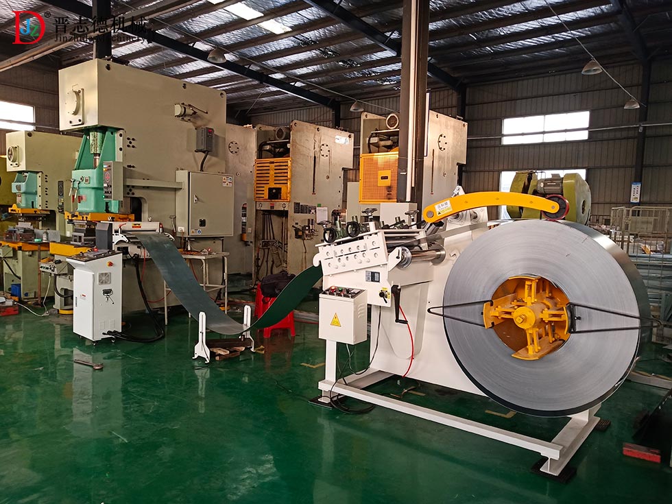 精密沖床自動化生產線